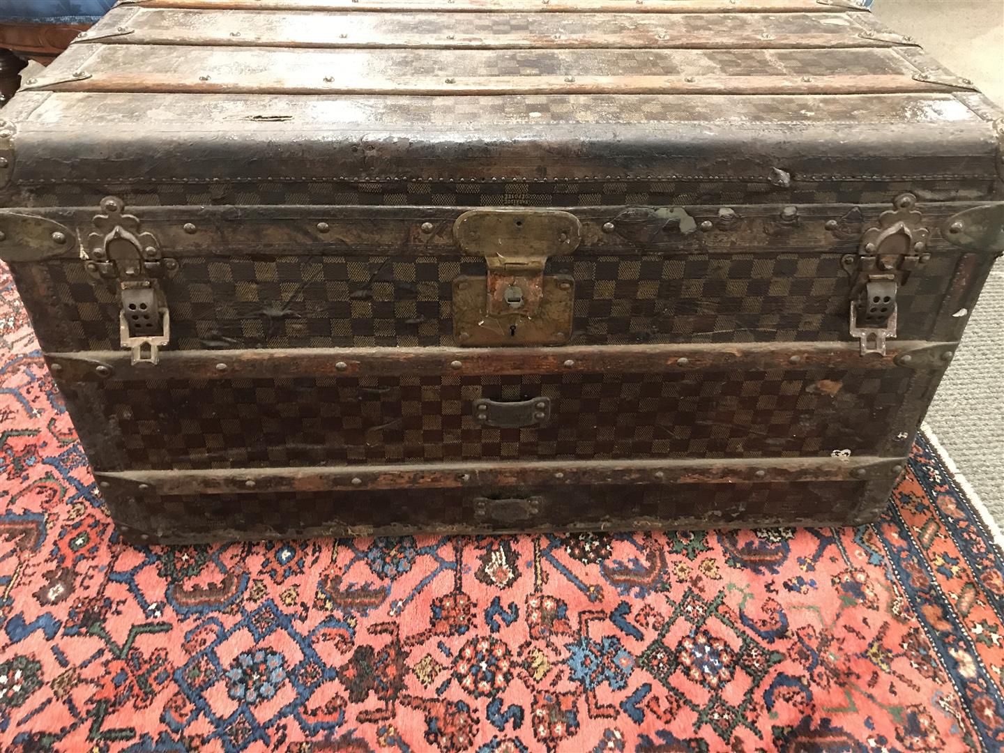 Sold at Auction: EARLY LOUIS VUITTON DAMIER CABIN TRUNK Late 19th