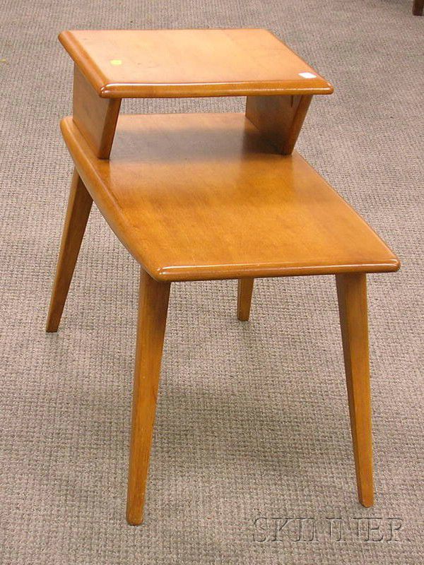 Heywood-Wakefield Maple Two-Tier End Table. | Sale Number 2478, Lot