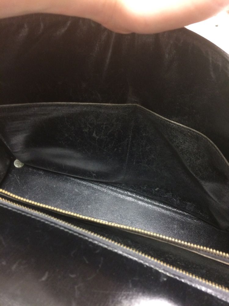 Sold at auction Hermes Black Leather Kelly Handbag Auction Number 3013T ...