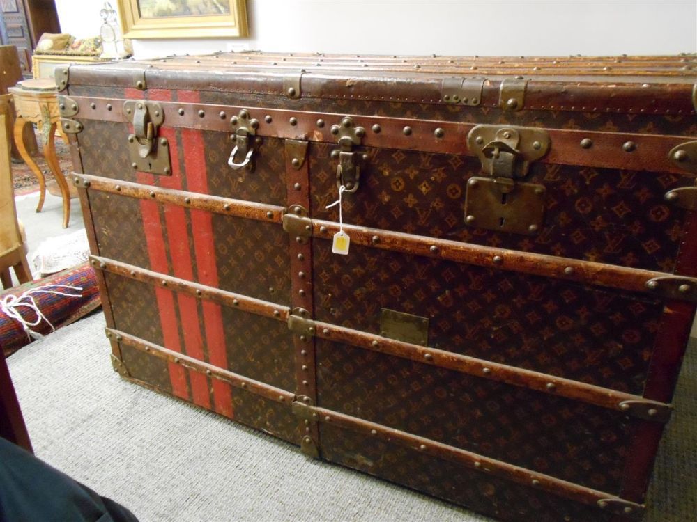 Sold at auction Louis Vuitton Steamer Trunk Auction Number 3600T
