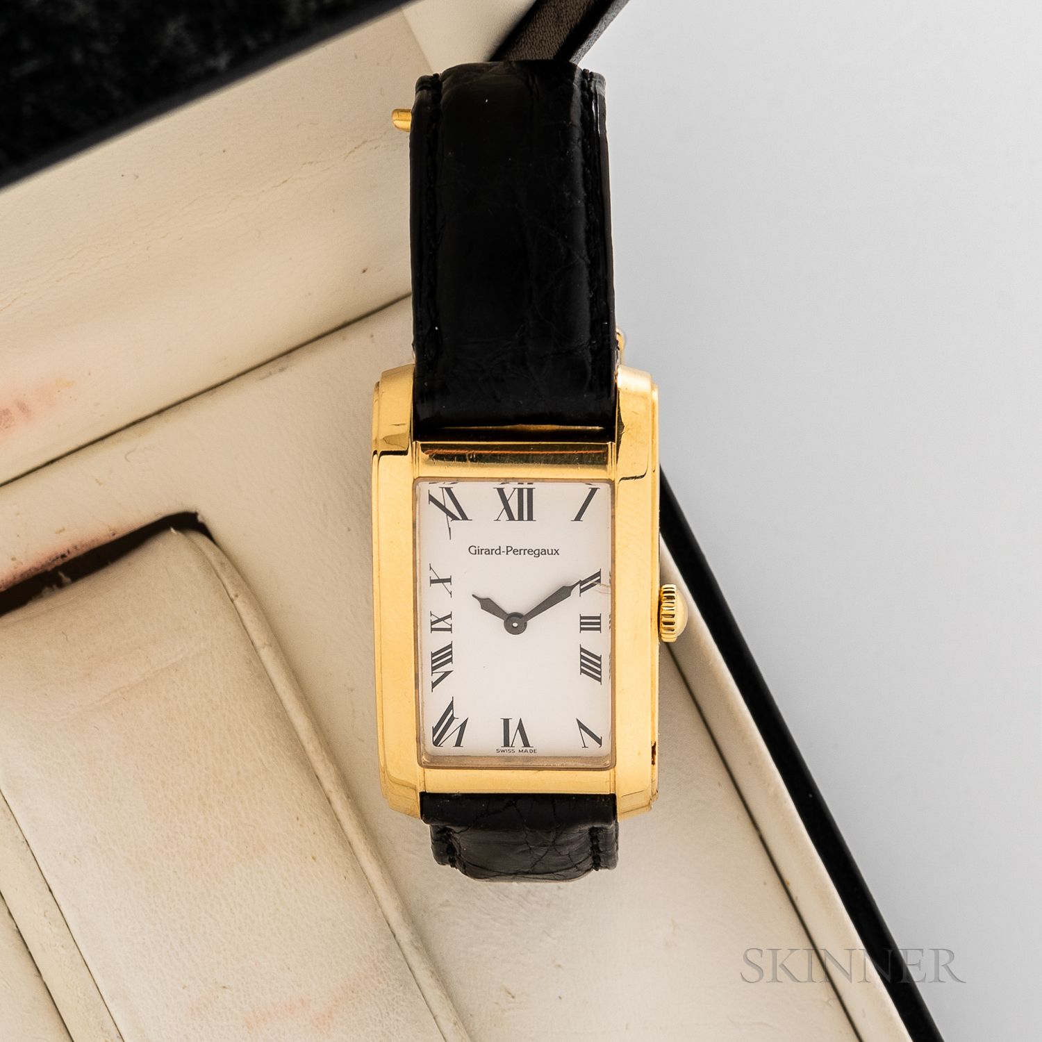 Sold at auction Girard Perregaux 14kt Gold Reference 2532