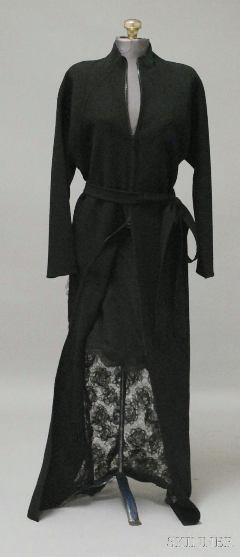 Sold At Auction Geoffrey Beene Black Two Piece Evening Dress Auction Number 2625m Lot Number 722