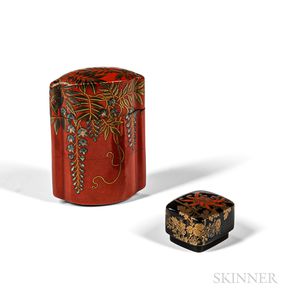 Red-lacquered Inro and a Black-lacquered Ojime