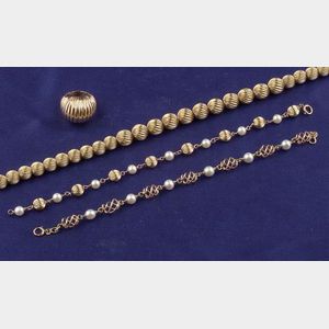 14kt Gold Gadrooned Bead Necklace