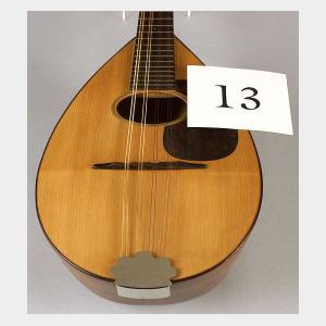 American Mandolin, C.F. Martin & Company, Nazareth, 1920, Style 00