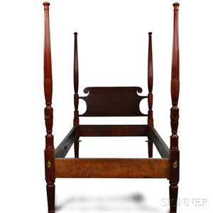 Federal-style Carved Mahogany Tall-post Bed