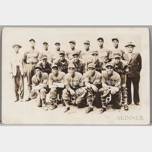 Postcard of the Cincinnati Clowns Baseball Team.