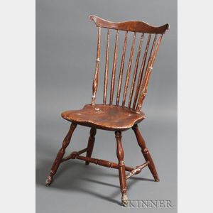 Grain-painted and Carved Fan-back Windsor Side Chair