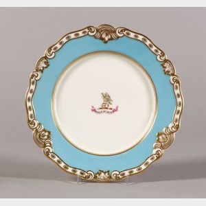 Set of Nine Crested Chamberlain & Co. Worcester Porcelain Dinner Plates