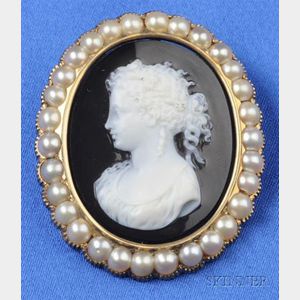 Antique 14kt Gold, Hardstone Cameo, and Pearl Pendant/Brooch
