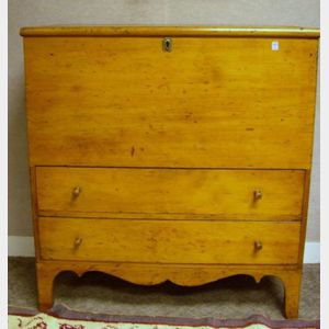 Pine Blanket Chest over Two Drawers.