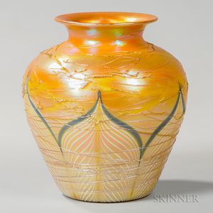 Large Durand Threaded Pulled Feather Vase
