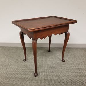 Queen Anne-style Maple Tray-top Tea Table
