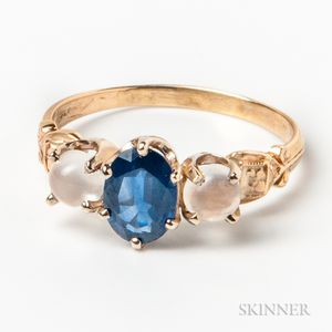 14kt Gold, Sapphire, and Moonstone Ring