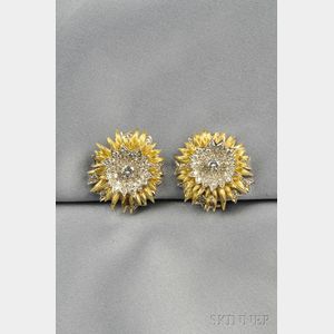 18kt Bicolor Gold and Diamond Flower Earclips