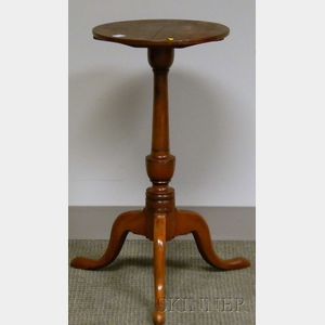 Chippendale Maple Candlestand.