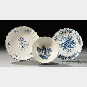 Three Worcester Blue-decorated Porcelain Items