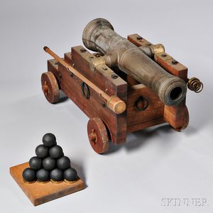 Reproduction U.S. Model 1776 2-pound Cannon