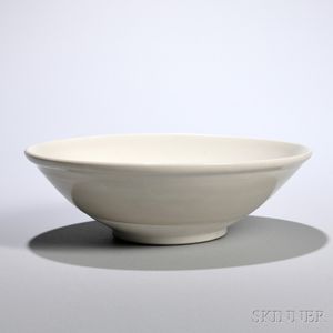 Cream-glazed Porcelain Bowl