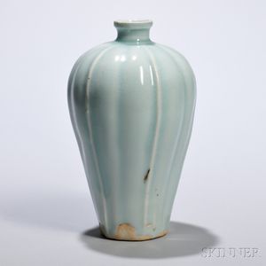 Meiping Lobed Vase