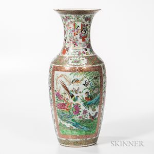 Large Rose Medallion Export Porcelain Baluster-form Vase