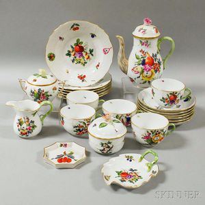 Twenty-two Pieces of Herend Porcelain Tableware