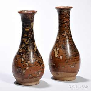 Near Pair of Jizhou Vases