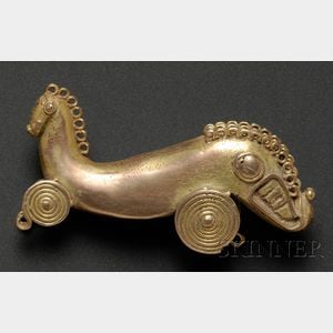 Pre-Columbian Gold Zoomorphic Pendant