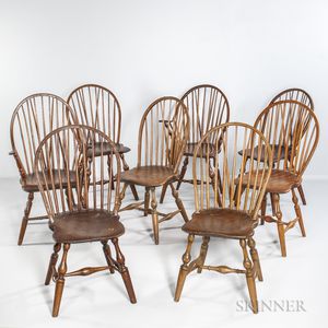 Assembled Set of Eight Braced Bow-back Windsor Chairs