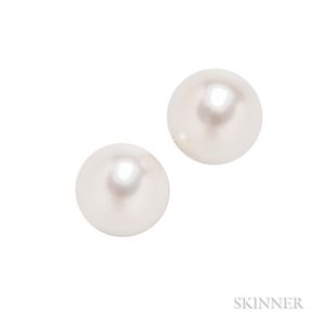 18kt Gold and South Sea Pearl Earrings