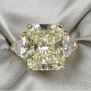 18kt Gold and Fancy Light Yellow Diamond Solitaire