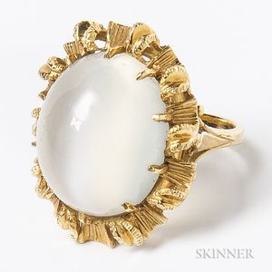 18kt Gold and Moonstone Cocktail Ring