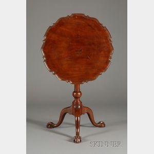 Chippendale Mahogany Carved Tilt-top Tea Table
