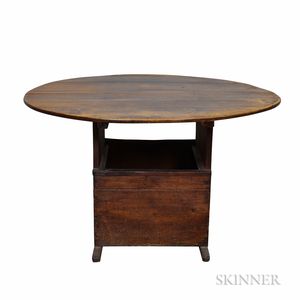 Early Maple and Pine Round-top Hutch Table