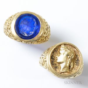 Two Classical-style 14kt Gold Rings