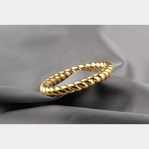 18kt Gold Bangle Bracelet