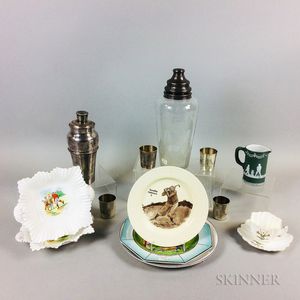 Fourteen Golf-related Decorative Items