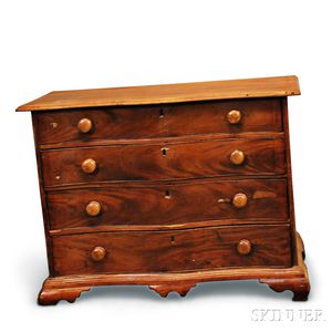 Chippendale Carved Mahogany Serpentine Chest of Drawers