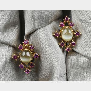 14kt Gold, Cat's Eye Chrysoberyl, and Ruby Earstuds