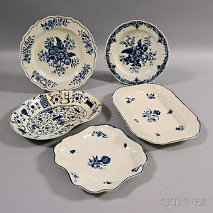 Five Early Worcester Porcelain Floral-decorated Blue and White Dishes
