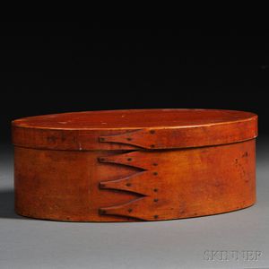 Shaker Red-stained Oval Covered Box
