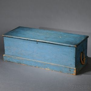 Blue-painted Six-board Chest