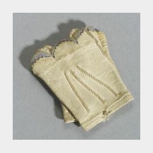 Unusual Leather Mitts for a Fashionable Doll