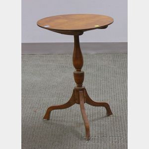 Federal-style Tiger Maple and Maple Tilt-top Candlestand.