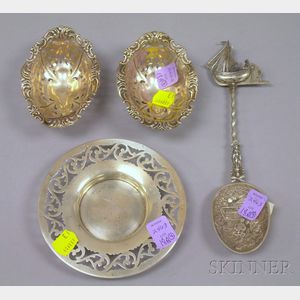 Group of Sterling Silver Table and Decorative Items