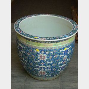 Large Chinese Export Porcelain Floral Decorated Jardiniere/Fish Bowl.