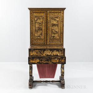 Chinese Export Gilt-decorated Lacquered Desk/Worktable