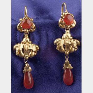 18kt Gold and Carnelian Day/Night Earpendants