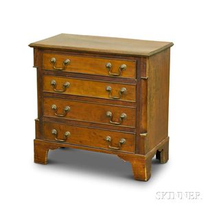 Miniature Chippendale-style Mahogany Four-drawer Chest