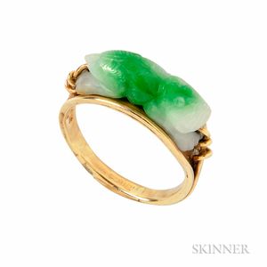 14kt Gold and Carved Jade Ring